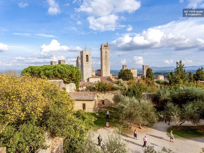 Tuscan 1 day: Siena, San Gimignano, Monteriggioni, Chianti